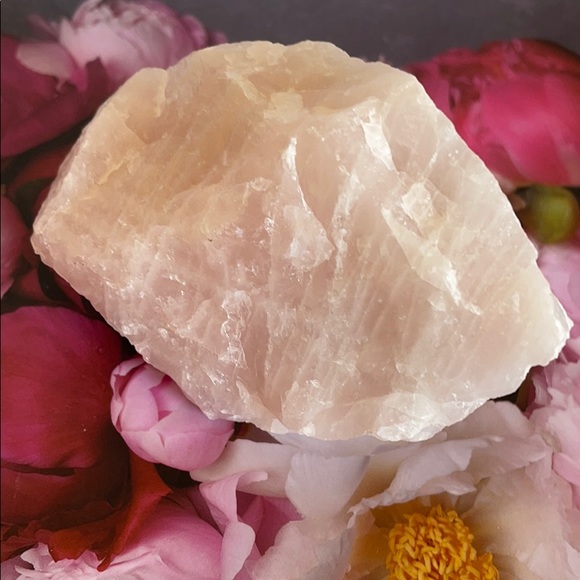 Natural Rose Quartz - Picture 6 of 7